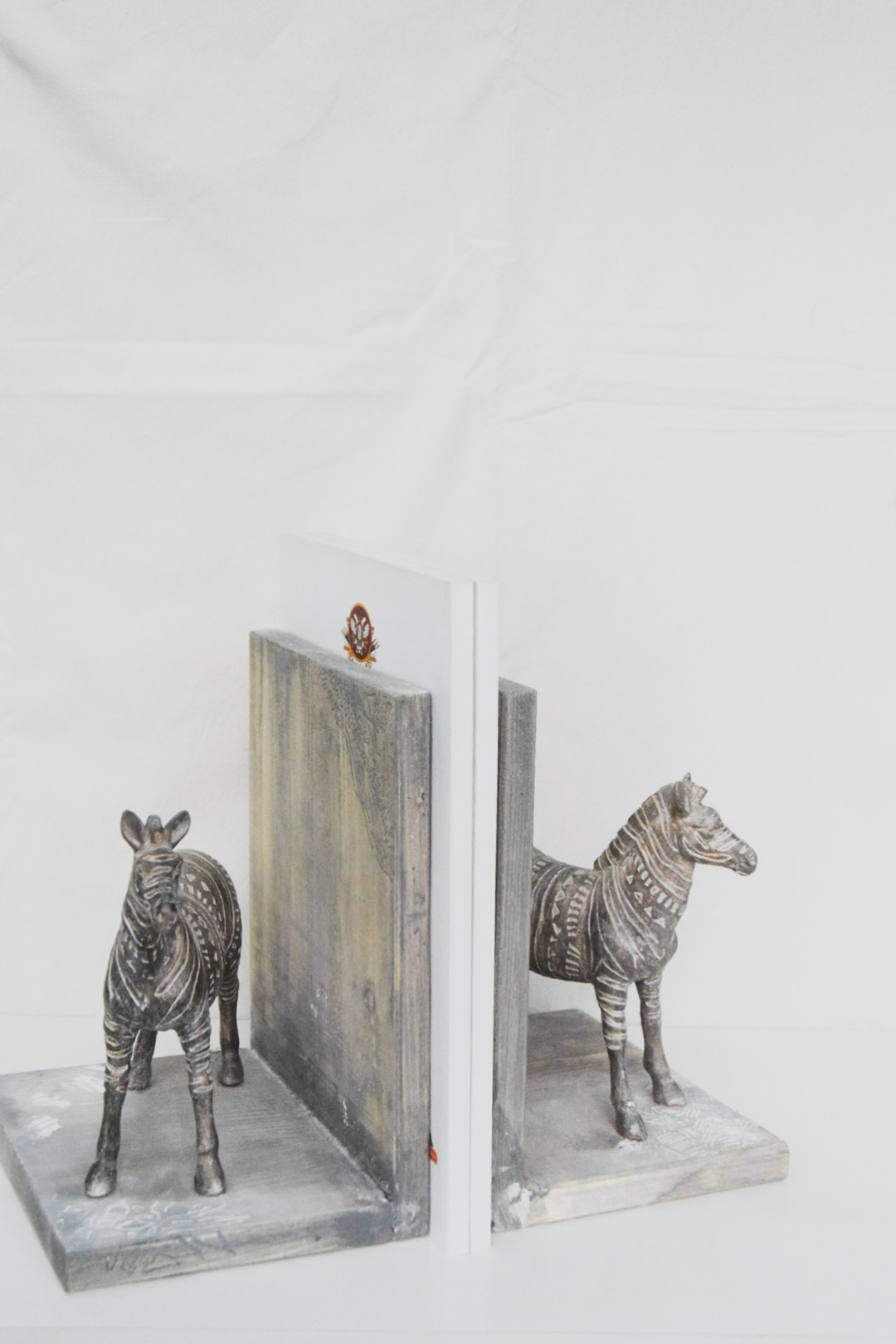 Book Holders beli handmade